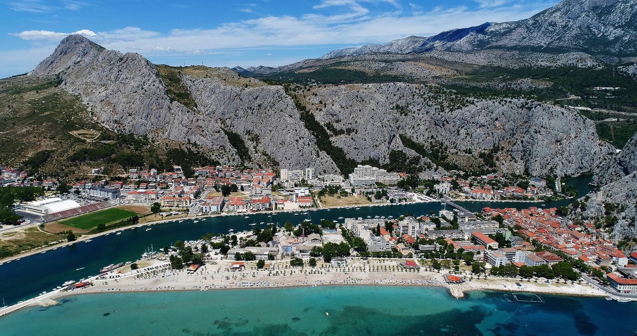 Apartment Omis Holiday Exterior foto